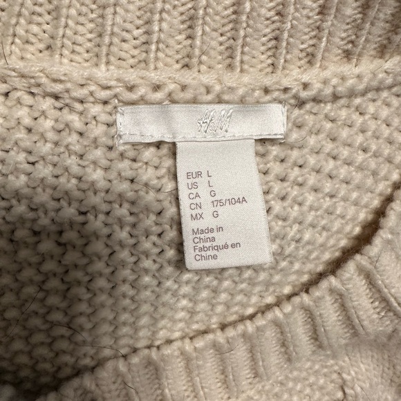 H&M thick heavy sweater - Picture 3 of 5